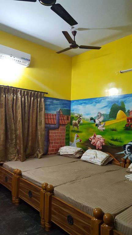 Gokstay Chennai Bagian luar foto